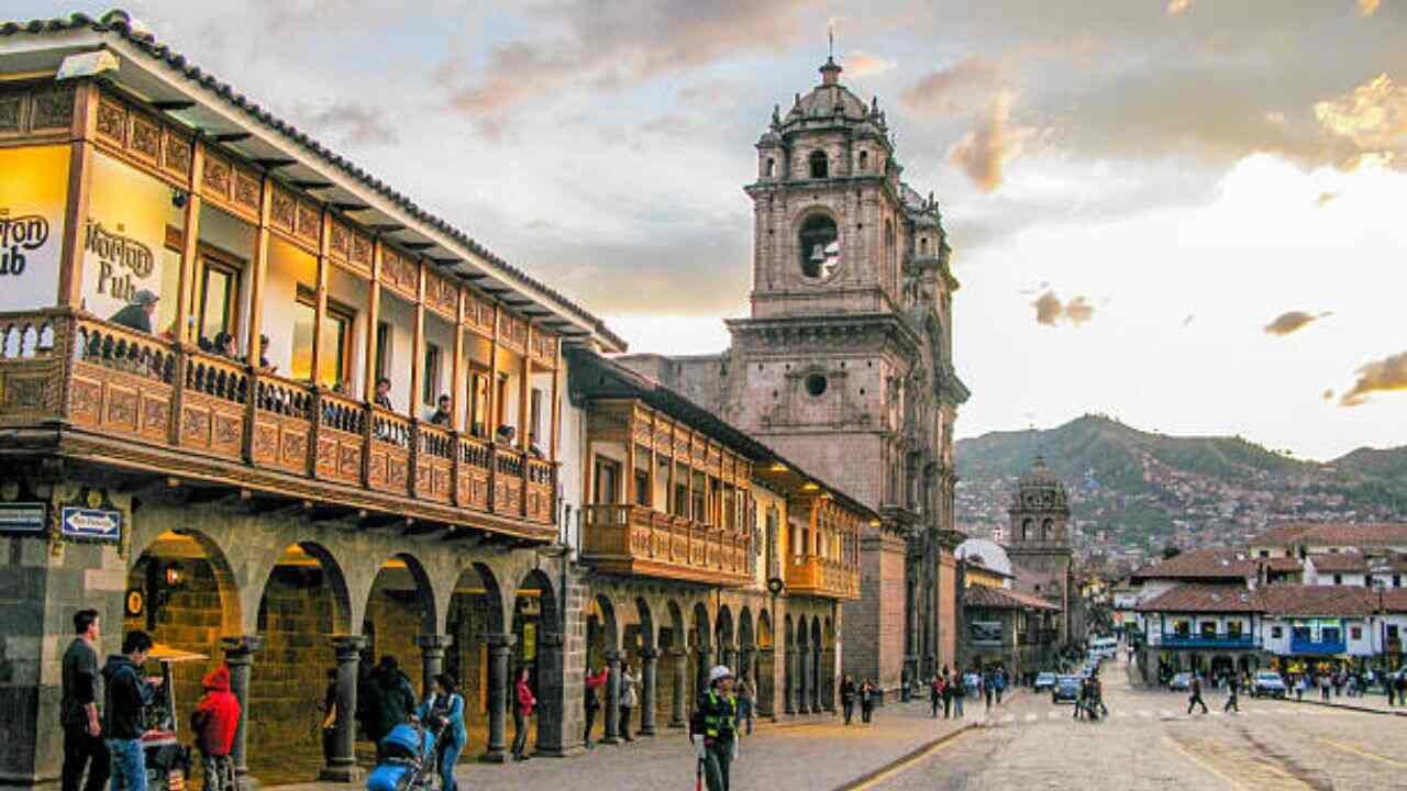 Sky Airlines Office in Cusco, Peru