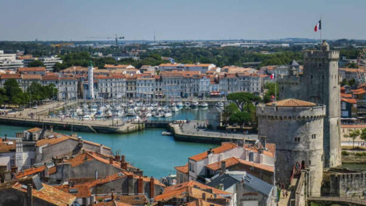 Aegean Airlines La Rochelle Office in France