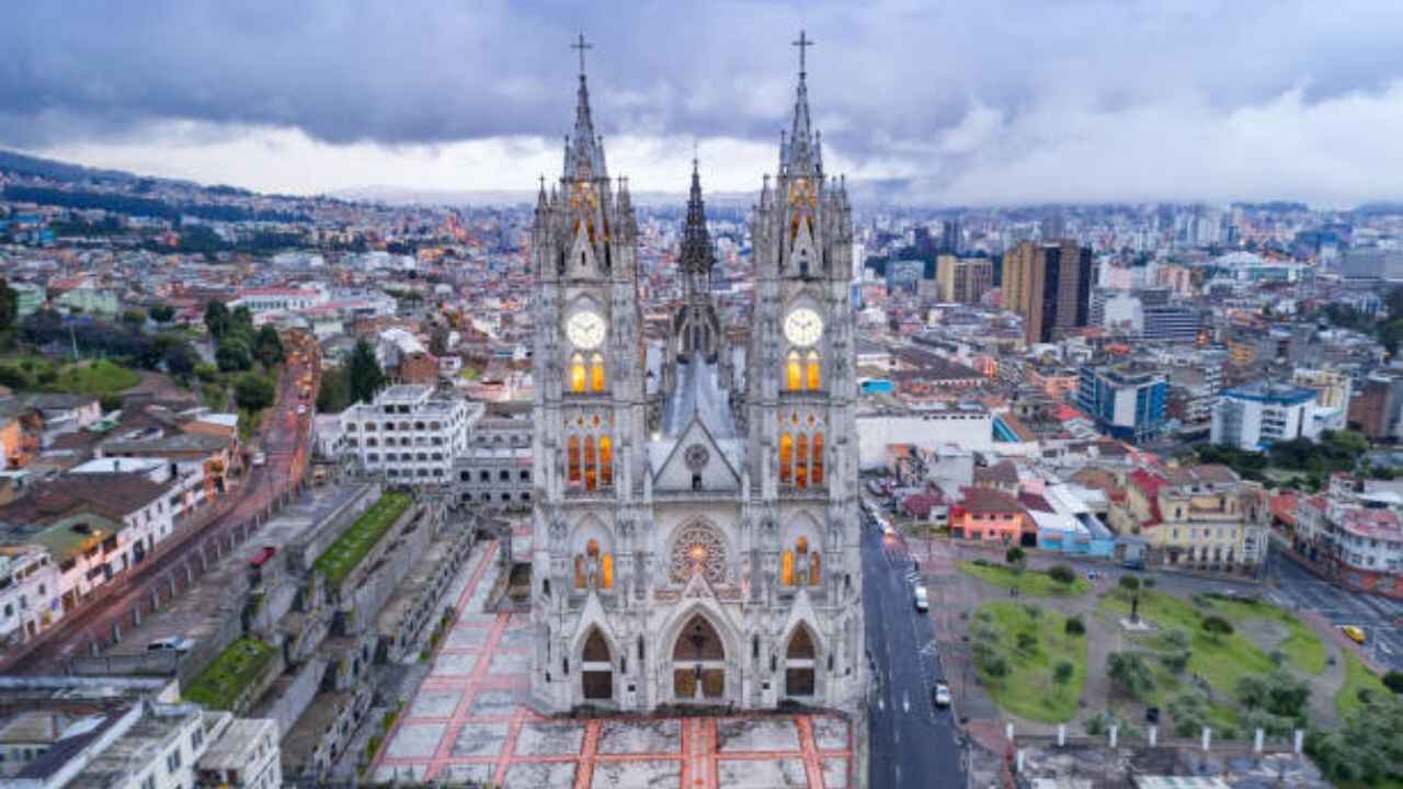 Viva Aerobús Quito Office in Ecuador