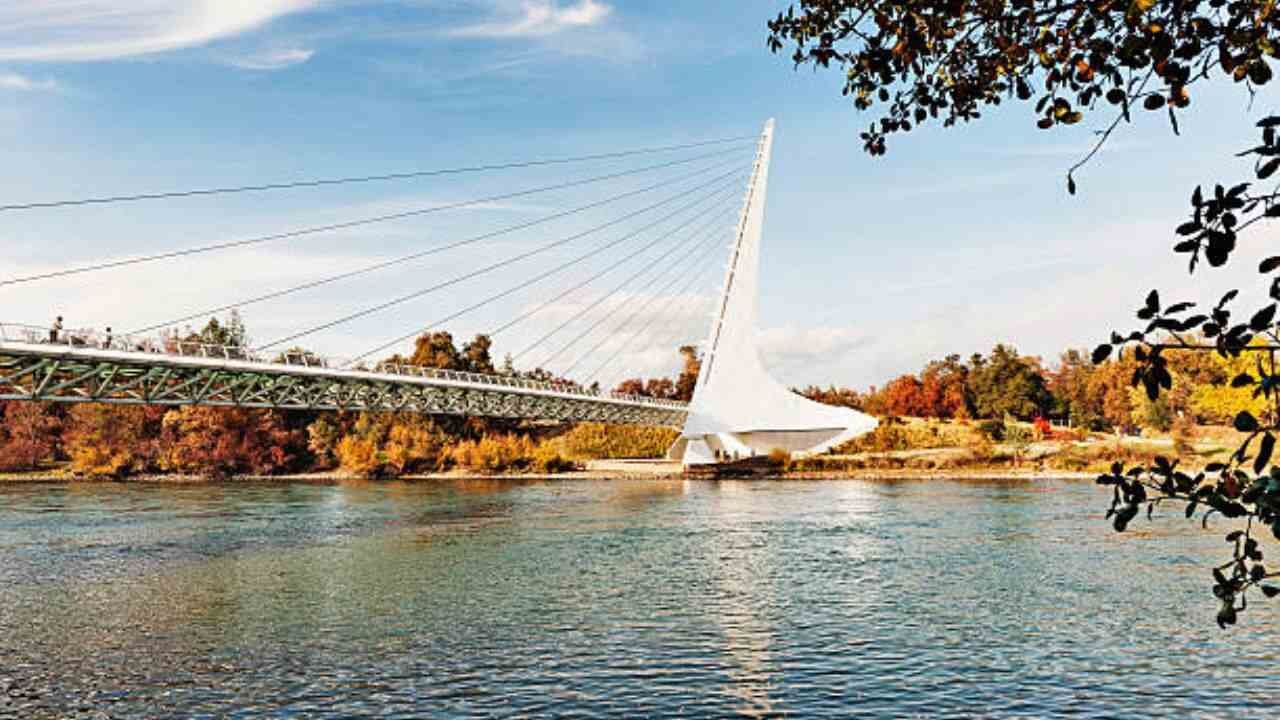 Alaska Airlines Office in Redding, California